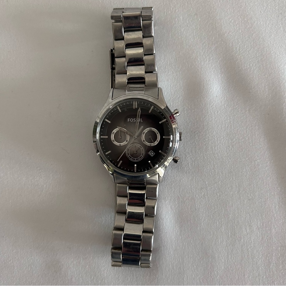 Fossil Metallic Silver Watch with Black Dial